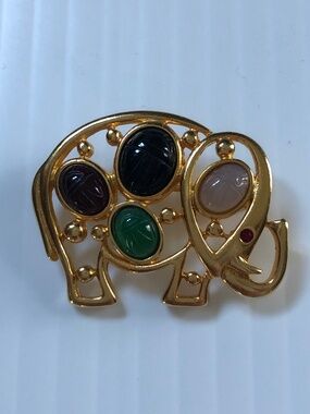 Vintage 80’s Weingeroff Egyptian revival elephant brooch